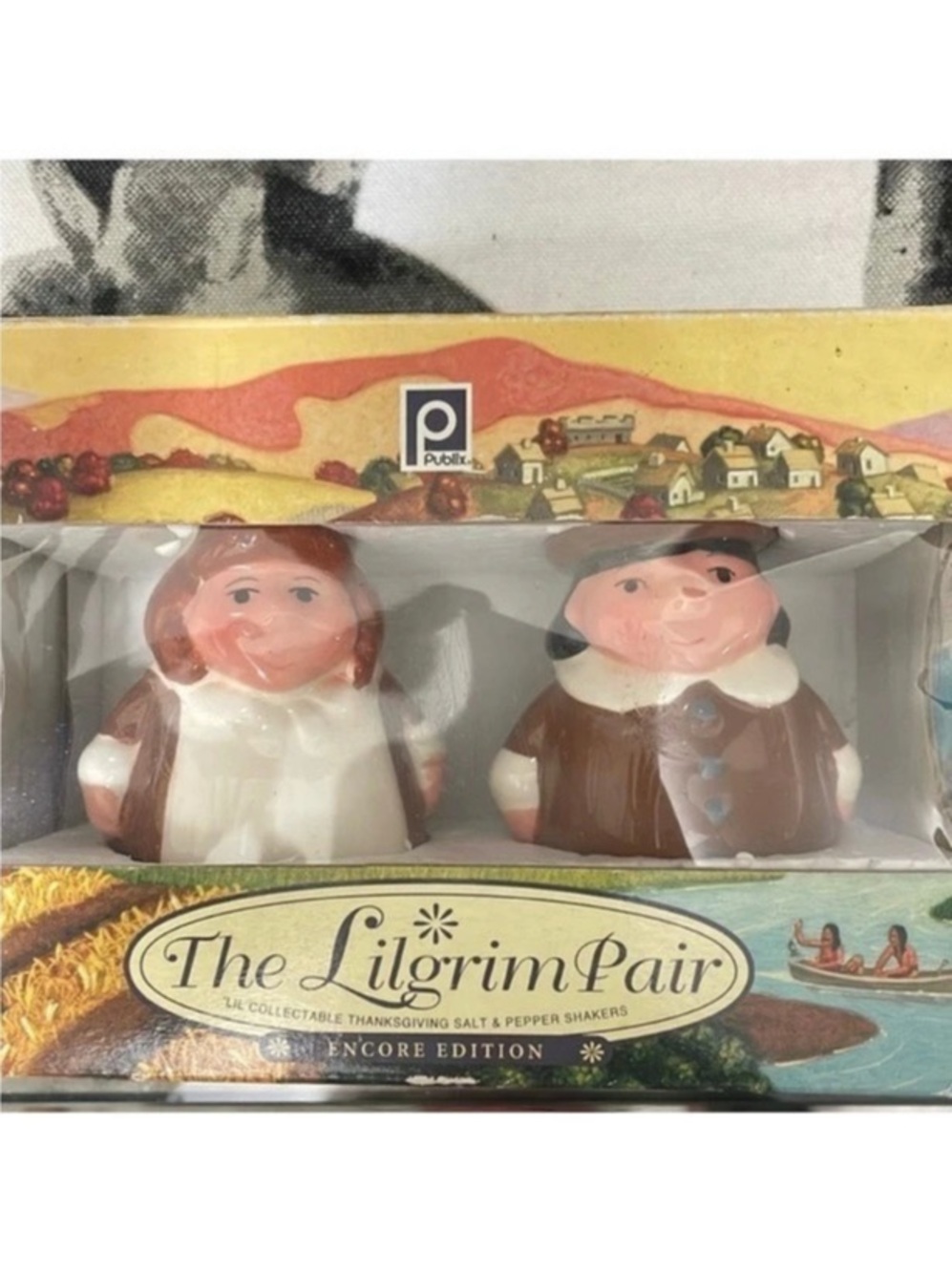 The Pilgrim Pair Pilgrim Figurine Pair in Box Like New